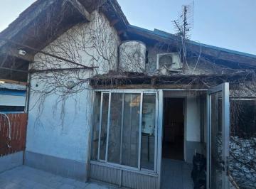 PH · 105m² · 7 Ambientes · PH en Venta - 3 Dorm. 2 Baños - Quilmes