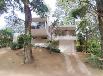 GIA-GI1-3411_2 · Venta Casa 4 Amb 170 m² Reciclada a Nuevo Lote 544 m² Abert Dvh