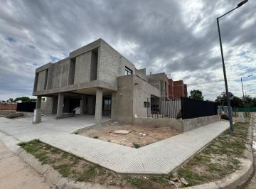 Foto · Duplex a Estrenar en Venta Barrio Cerrado Campo Chico