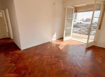 Departamento · 68m² · 3 Ambientes · Excelente Departamento en Venta C. 46 E/ 7 y 8