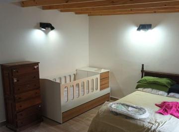 Casa de 5 ambientes, General San Martín · Casa Reciclada con 3 Dorm.,2 Baños Living Cocina Comedor Integrado, José León Suár