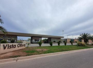 Casa · 96m² · 3 Dormitorios · 2 Cocheras · Casa en Venta