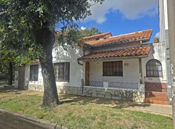 1 · Venta Casa 3 Ambientes en Villa Adelina