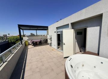 Departamento de 3 ambientes, Villa Devoto · Piso de 3 Ambientes Al Frente, con Amplia Terraza con Jacuzzi + Dos Balcones - Totalmente Privado