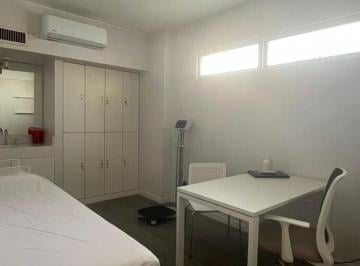 Consultorio  Alquiler $ 168.000 · Alquiler de Consultorios por Módulos de 3 Hs en Recoleta