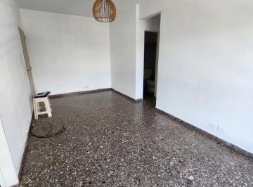 Departamento · 65m² · 4 Ambientes · Departamento en Venta Ameghino Al 500 Avellaneda