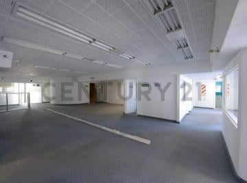 Oficina comercial · 230m² · 6 Dormitorios · Microcentro – Tucumán 800 – Oficina Corporativa 230 m² – Espacio Versátil - Ubicación Estratégica.