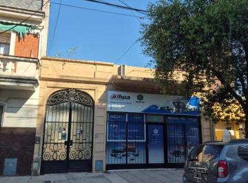 Local comercial · 56m² · 1 Cochera · Venta de Local en Villa Gral Mitre