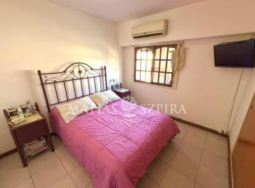Casa · 70m² · 4 Ambientes · 1 Cochera · Casa Triplex en Venta 4 Ambientes Villa Luzuriaga