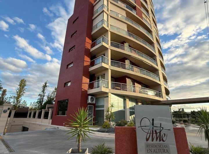 Departamento · 120m² · 4 Ambientes · 1 Cochera