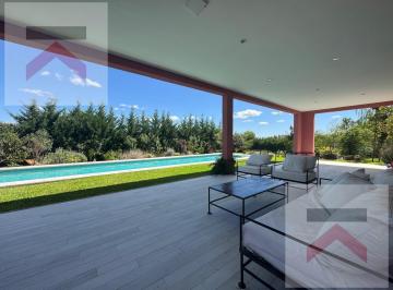Casa · 203m² · 4 Ambientes · 1 Cochera · Impecable Casa 1 Planta 3 Dorm Piscina Lote 1500 m² Barrio Chacras de La Reserva Cardales