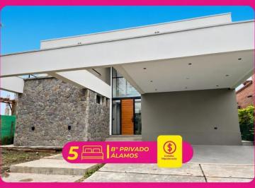 Casa · 470m² · 8 Ambientes · 2 Cocheras · Las Decoud Venden Casa 5 D | Bº Privado Los Alamos | Yerba Buena