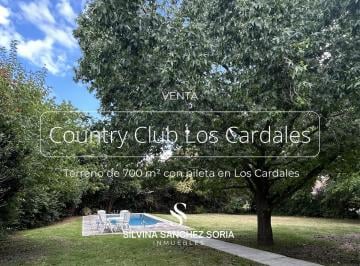 Terreno · 700m² · Lote Frente Al Golf con Pileta en Country Club Los Cardales