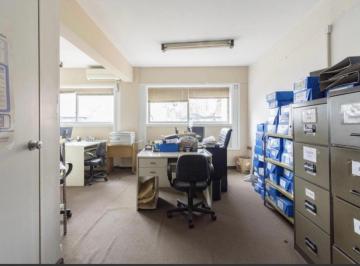 Departamento de 4 ambientes, San Nicolás · Oficina / Departamento en Venta