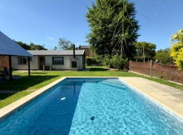 Casa · 100m² · 5 Ambientes · 1 Cochera · Casa en Venta en Colastine