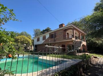 Casa de 6 ambientes, Villa Carlos Paz · Venta Casa Costa Azul