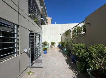 Departamento · 83m² · 2 Dormitorios · 1 Cochera · Departamento en Acassuso