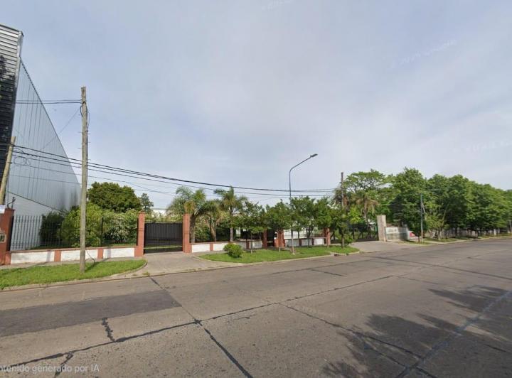 Terreno · 1340m² · 8 Ambientes