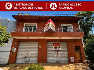 Casa · 190m² · 5 Ambientes · Casa con 2 Locales en Venta – a m de Capital – Lomas del Mirador