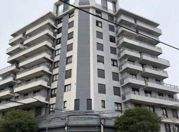 Departamento · 100m² · 5 Ambientes · 1 Cochera · Departamento de 3 Dorm. a La Venta en Pleno General Paz. Apto Credito!
