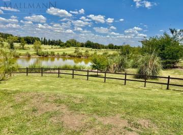 Casa · 140m² · 4 Ambientes · 2 Cocheras · Duplex Alquiler 3 Dorm. Estancias Golf