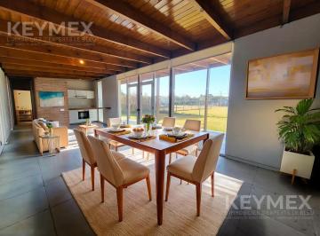 Casa · 122m² · 4 Ambientes · 2 Cocheras · Casa 4 Ambientes Venta Barrio Cerrado La Sofia Marcos Paz