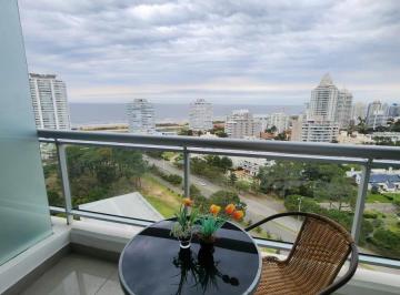 Foto1 · Apartamento en Venta en Torre One, 1 Dormitorio Amueblado, Vista Al Mar, Playa Brava