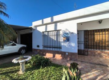 Casa · 105m² · 4 Ambientes · 2 Cocheras · Casa en Cordoba Capital