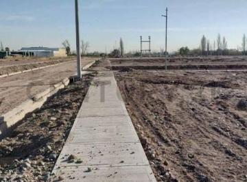 Terreno · 340m² · Lote en Oportunidad Barrio Natania 73, Maipu. Id: