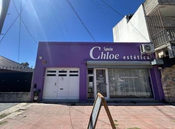 Local comercial · 137m² · 4 Ambientes · Local con Vivienda Sobre Av Jara