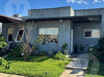 Casa · 100m² · 4 Ambientes · Casa en Venta Barrio Los Mirasoles - Monte Grande