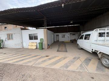Bodega-Galpón , San Francisco del Monte · Galpón en Alquiler a Una Cuadra del Carril Rodríguez Peña y Dos del Acceso Sur.
