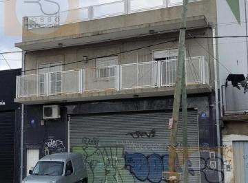 Bodega-Galpón · 280m² · Departamento 3 Ambientes en Venta - Villa Luzuriaga