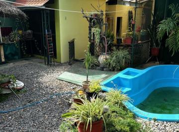 Casa · 170m² · 5 Ambientes · 1 Cochera · Casa en Parque Patricios