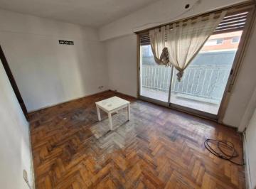 Departamento de 2 ambientes, Almagro · 2 Ambientes de 46 m². con Balcon a m Hospital Hitaliano