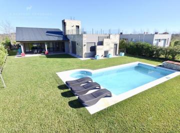 Casa · 270m² · 5 Ambientes · 2 Cocheras · Casa de 5 Ambientes en Venta en La Reserva Cardales - Sofitel