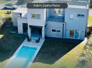 Casa · 220m² · 5 Ambientes · 6 Cocheras · Casa a La Venta en Barrio Santa Ines. Cerca del Ingreso