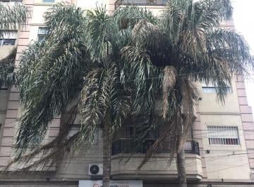 Departamento de 2 ambientes, Lanús · En Alquiler Depto 2 Amb en Edif con Balcon y Patio en Lanus