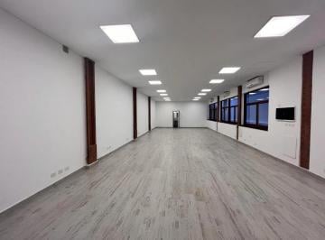 Local comercial · 180m² · 4 Ambientes · Local Comercial en Alquiler - 4 Ambientes - San Nicolás
