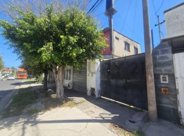 Casa · 325m² · 10 Ambientes · 3 Cocheras · Venta Casa con Departamentos