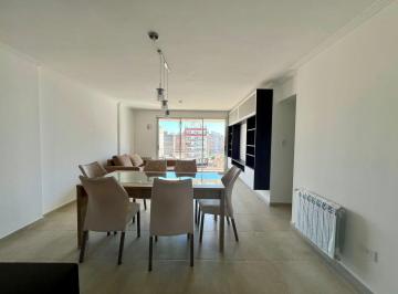 Departamento · 93m² · 4 Ambientes · 1 Cochera · Venta Departamento de 3 Dorm. Terraza de Uso Exclusivo, Cochera y Amenities. Centro, Rosario