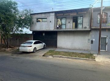 Casa · 193m² · 2 Ambientes · 2 Cocheras · Jesús Nazareno - Guaymallén