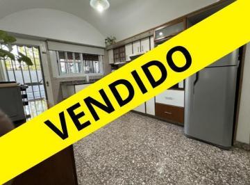Casa · 109m² · 4 Ambientes · 1 Cochera · Venta Casa 4 Ambientes La Tablada