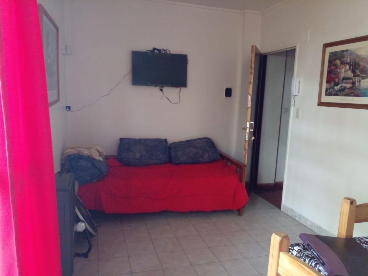 Depto 2 amb, 35m² con balcón — Macrocentro