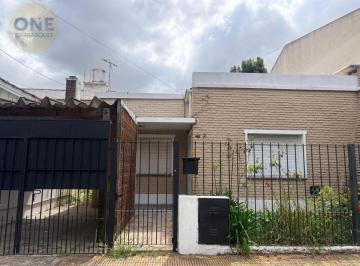Casa · 100m² · 4 Ambientes · 1 Cochera · Casa a Reciclar en Venta – Calle 14c Entre 471 y 472 | City Bell