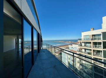Departamento · 100m² · 3 Ambientes · 1 Cochera · Prestigioso Departamento 3 Ambientes en Playa Grande con Vistas Al Mar