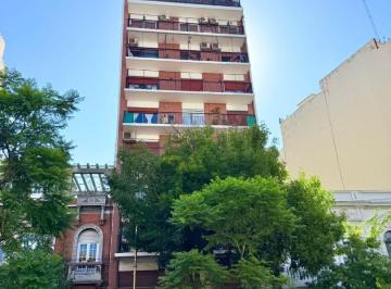 Departamento · 50m² · 2 Ambientes · Venta Despartamento 2 Amb con Patio Barracas Primer Piso