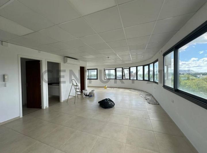 Oficina comercial · 80m²