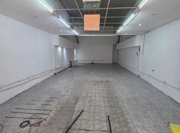 Local comercial · 180m² · 4 Ambientes · Local - Colon