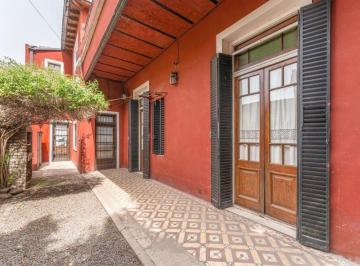Casa · 125m² · 4 Ambientes · 1 Cochera · Casa en Venta con Parrilla y Patio en Ciudadela